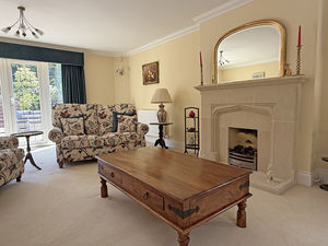 Photo 19- click for photo gallery